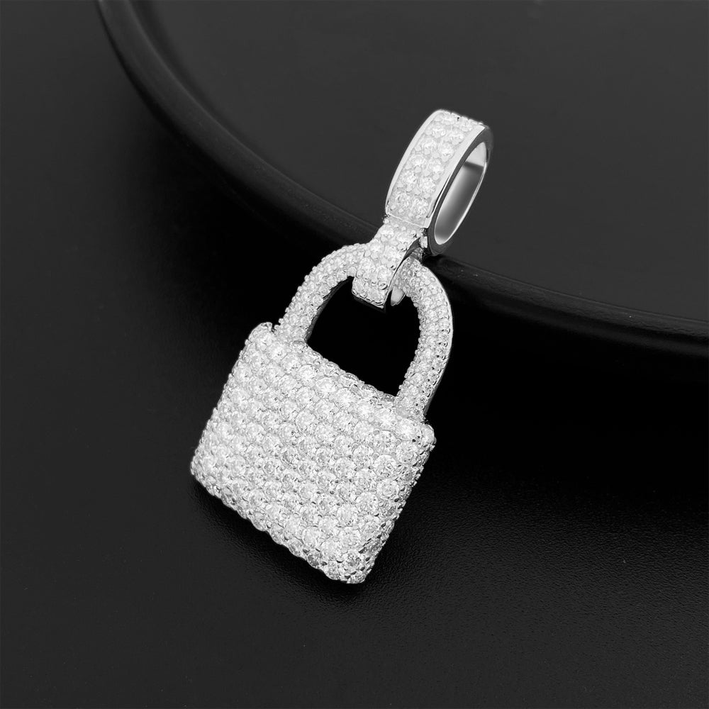 MOISSANITE LOCK PENDANT