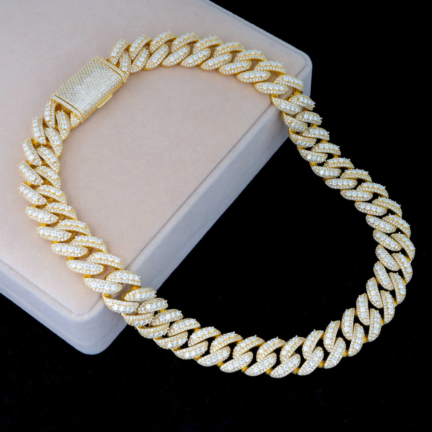 20MM MOISSANITE CUBAN LINK CHAIN