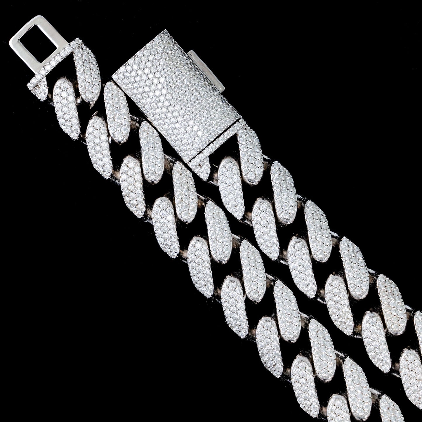 18MM MOISSANITE CUBAN LINK CHAIN