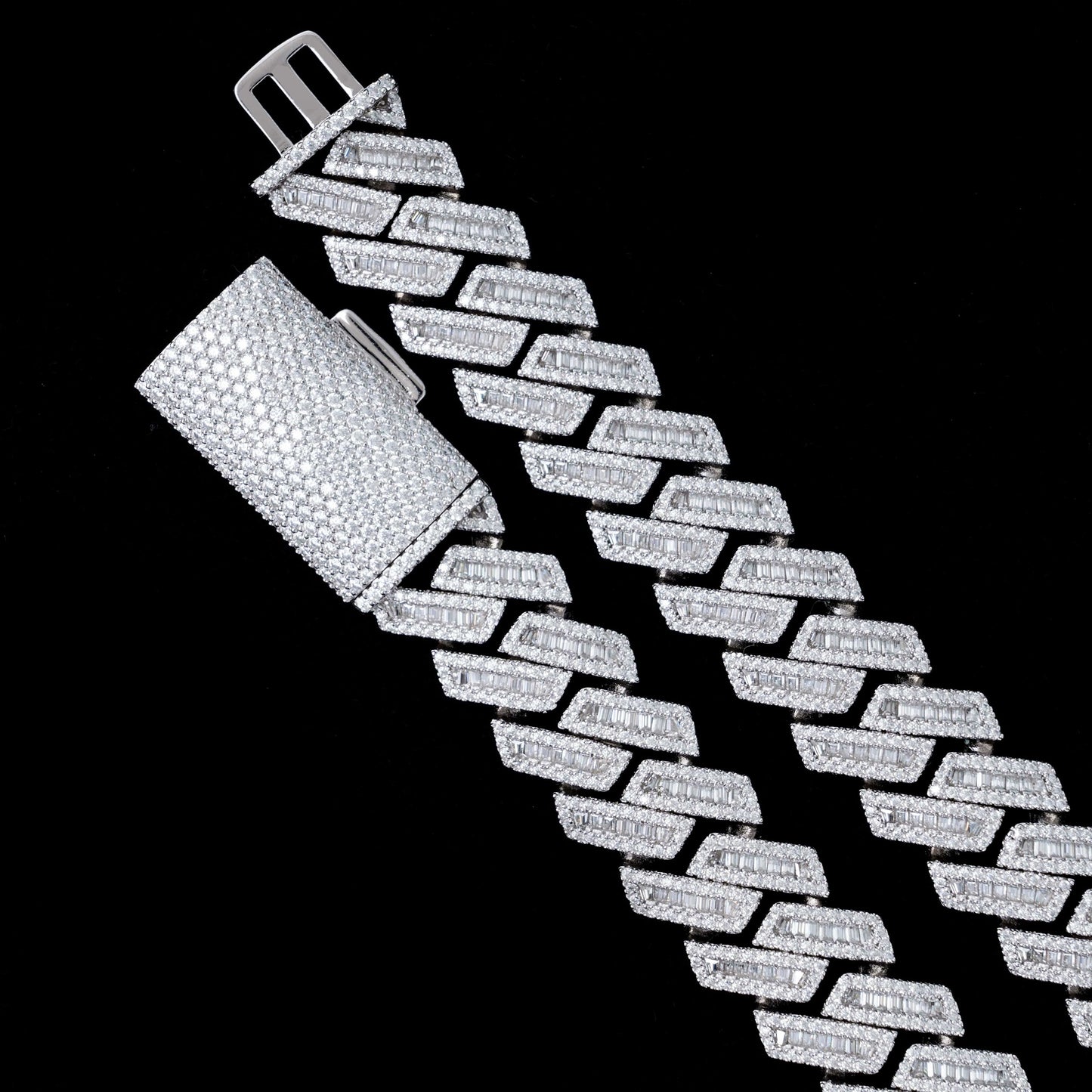 18MM MOISSANITE MIAMI CUBAN LINK CHAIN