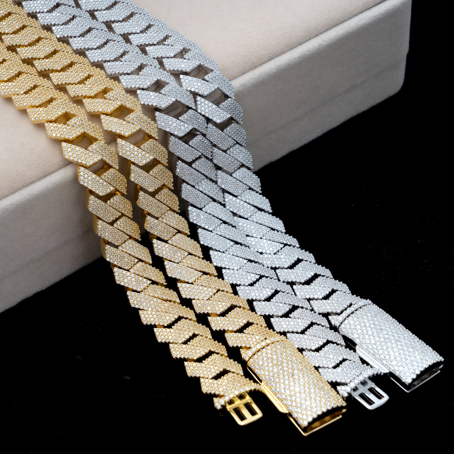 15MM MOISSANITE MIAMI CUBAN LINK CHAIN