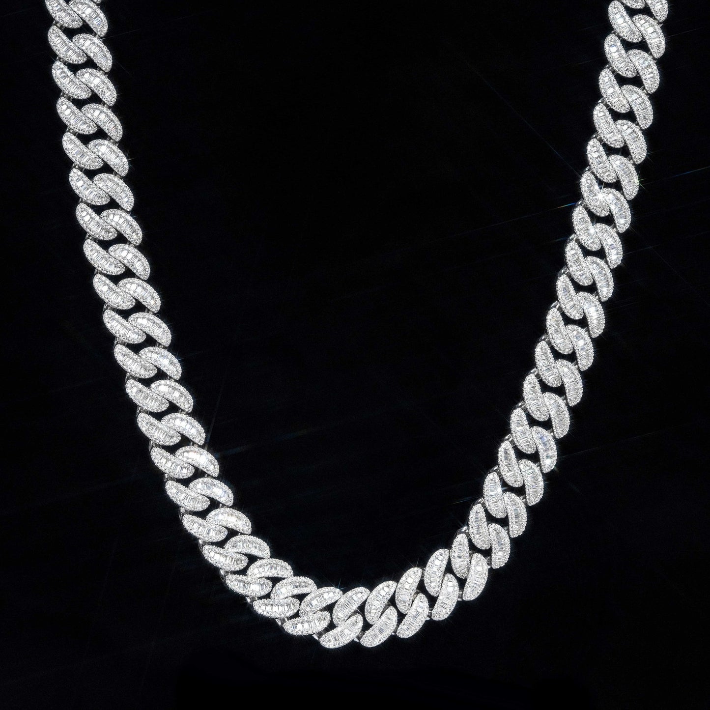 18MM MOISSANITE CUBAN LINK CHAIN