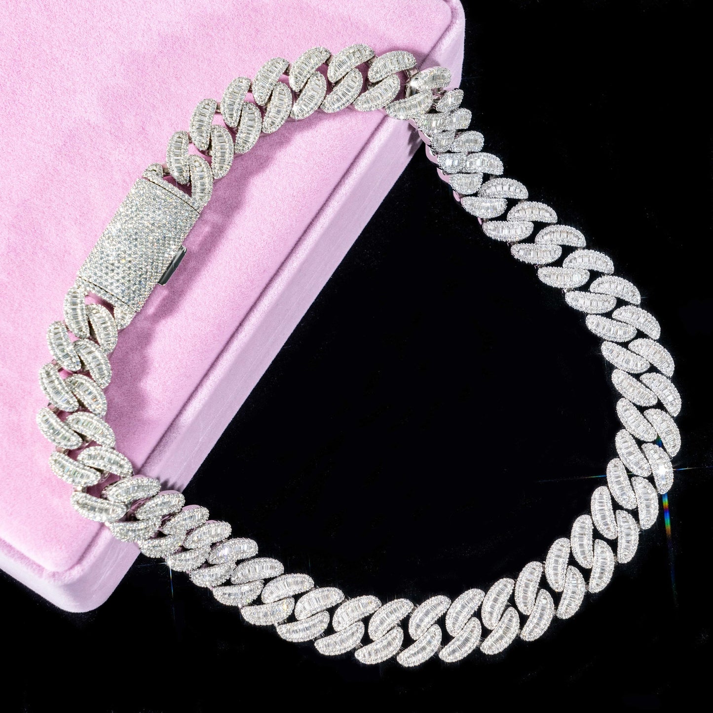 18MM MOISSANITE CUBAN LINK CHAIN