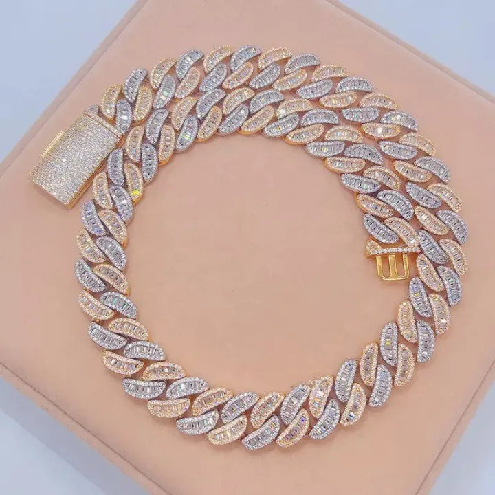 18MM MOISSANITE CUBAN LINK CHAIN