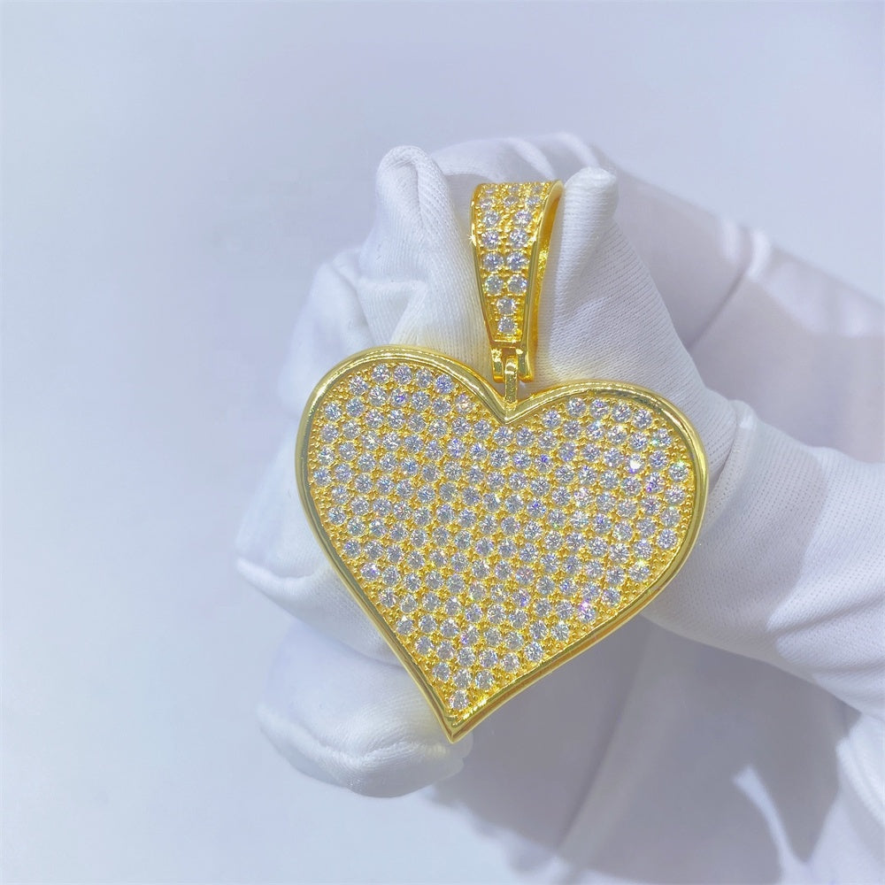 MOISSANITE HEART PENDANT