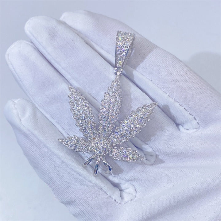 MOISSANITE MARIJUANA PENDANT