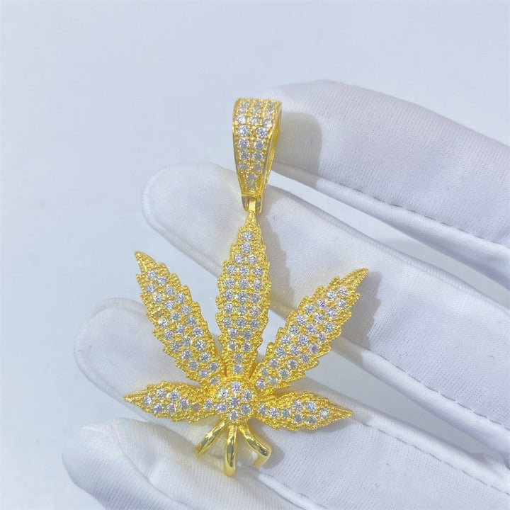 MOISSANITE MARIJUANA PENDANT